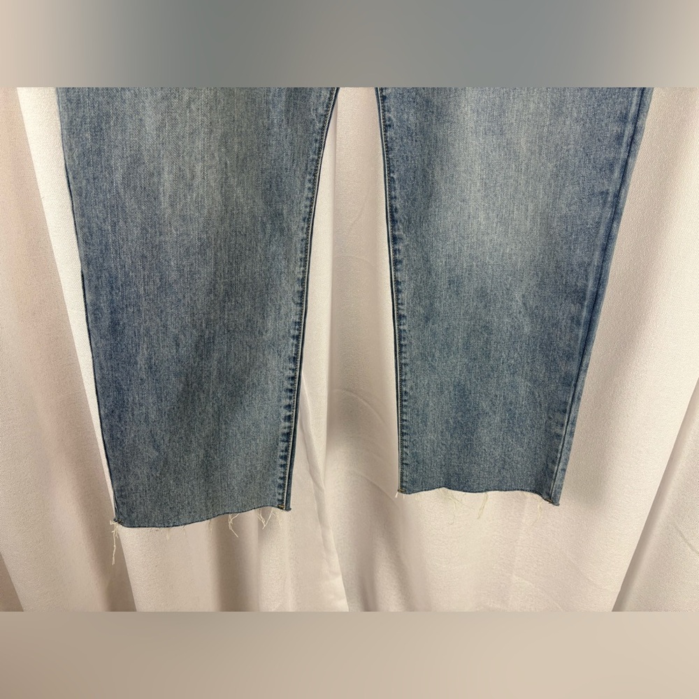 Old Navy US Women's Plus Sz 16 Higher High-Rise‎ Raw Hem Cropped Jeans NEW - Picture 3 of 12